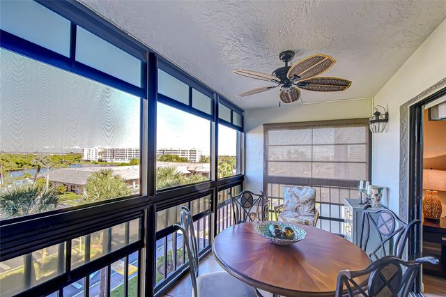 9860 62ND TERRACE N 1035, St Petersburg, FL 33708