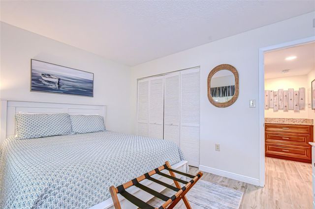 9860 62ND TERRACE N 1035, St Petersburg, FL 33708