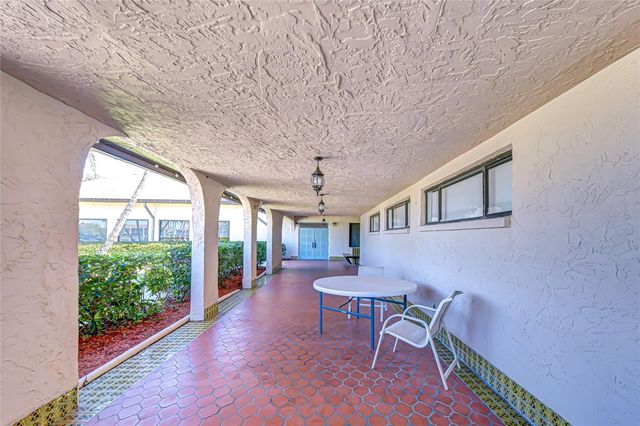 9860 62ND TERRACE N 1035, St Petersburg, FL 33708