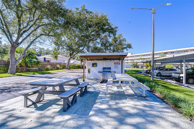 9860 62ND TERRACE N 1035, St Petersburg, FL 33708