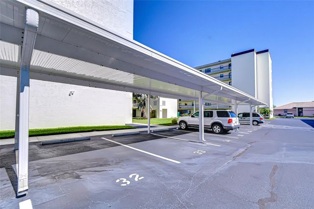 9860 62ND TERRACE N 1035, St Petersburg, FL 33708