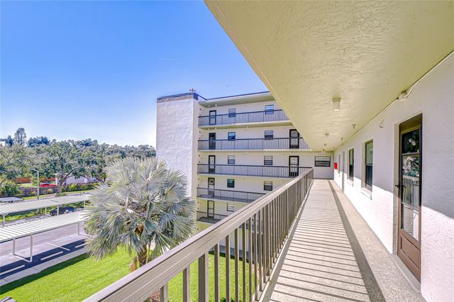 9860 62ND TERRACE N 1035, St Petersburg, FL 33708