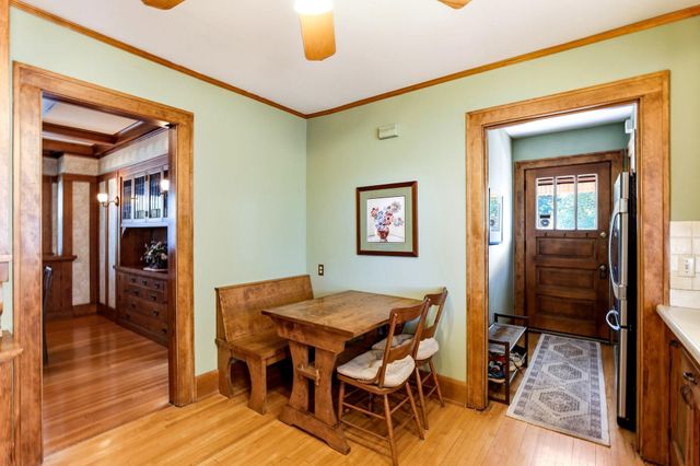1146 Ivy Avenue E, Saint Paul, MN 55106