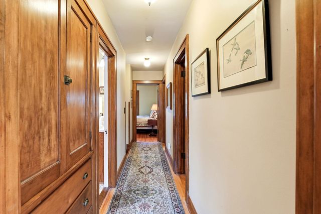 1146 Ivy Avenue E, Saint Paul, MN 55106