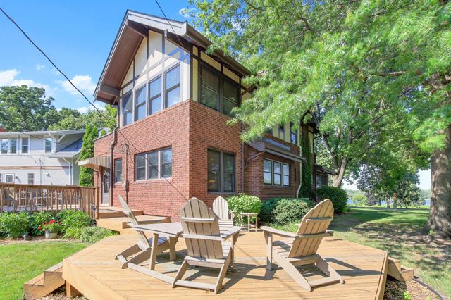1146 Ivy Avenue E, Saint Paul, MN 55106