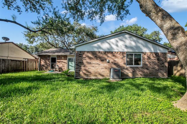 6731 Gettysburg Drive, Richmond, TX 77469