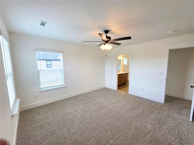 1071 Garrett Lane, Centerton, AR 72719