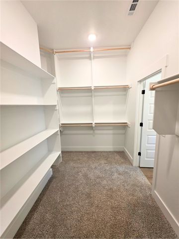 1071 Garrett Lane, Centerton, AR 72719