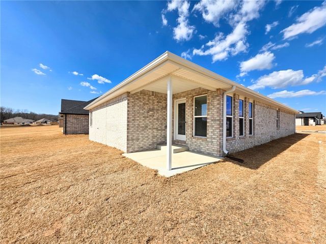 1071 Garrett Lane, Centerton, AR 72719