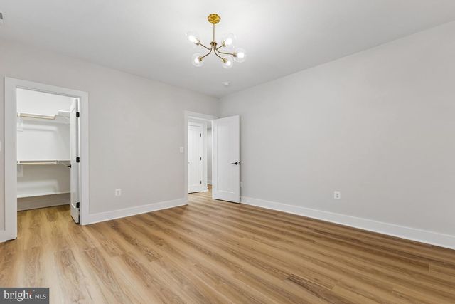 6101 BERKSHIRE DR, Bethesda, MD 20814