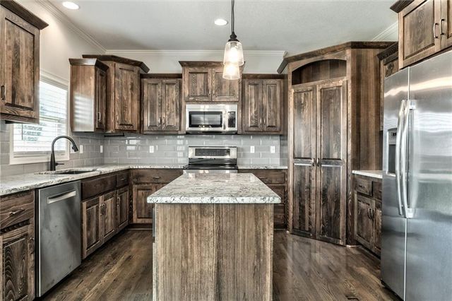25073 W 148TH Terrace, Olathe, KS 66061