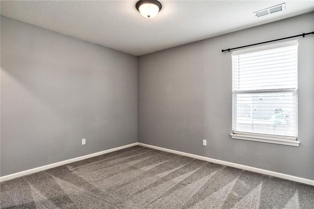 25073 W 148TH Terrace, Olathe, KS 66061