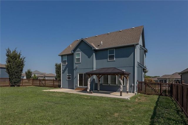 25073 W 148TH Terrace, Olathe, KS 66061