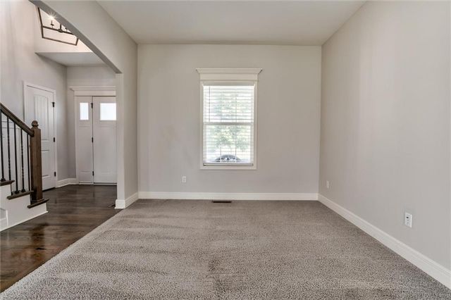 25073 W 148TH Terrace, Olathe, KS 66061