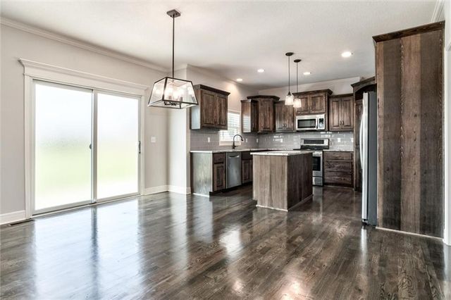 25073 W 148TH Terrace, Olathe, KS 66061