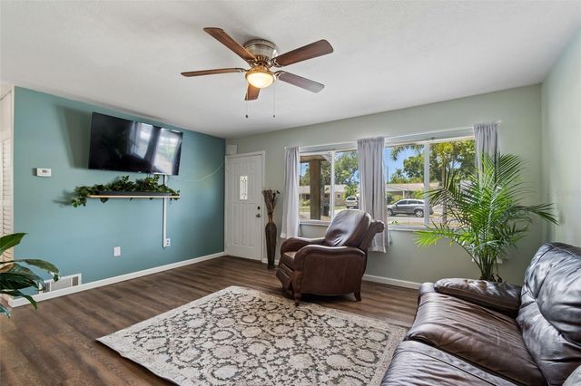 3501 38TH STREET N, St Petersburg, FL 33713