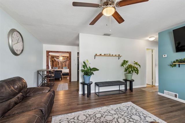 3501 38TH STREET N, St Petersburg, FL 33713