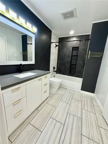 115 W Peachtree Place NW 509, Atlanta, GA 30313