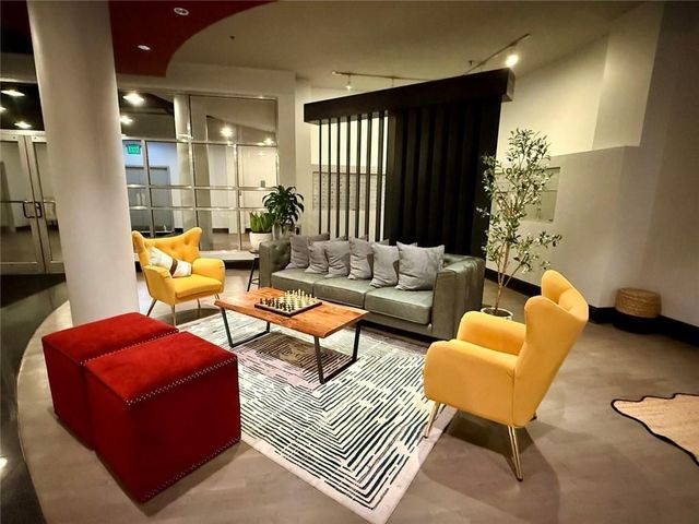 115 W Peachtree Place NW 509, Atlanta, GA 30313
