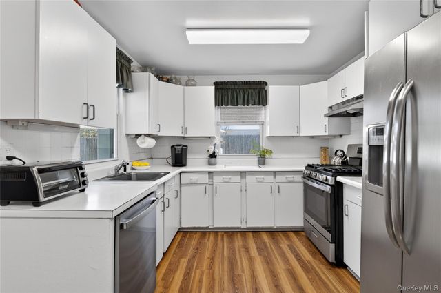 6 Wellington Road, Greenvale, NY 11548