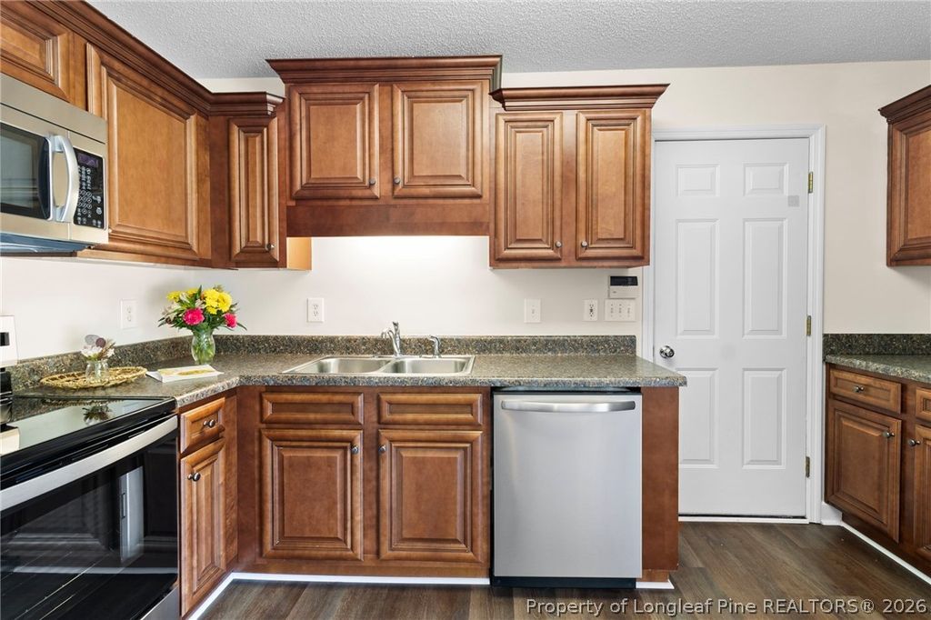 98 White Oak Circle, Sanford, NC 27332 — photo 19