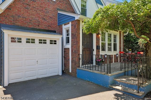 54 Mountain Ave, Bloomfield Twp., NJ 07003