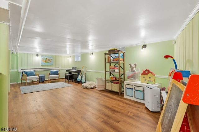 54 Mountain Ave, Bloomfield Twp., NJ 07003