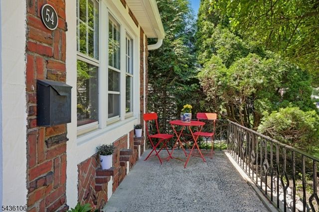 54 Mountain Ave, Bloomfield Twp., NJ 07003