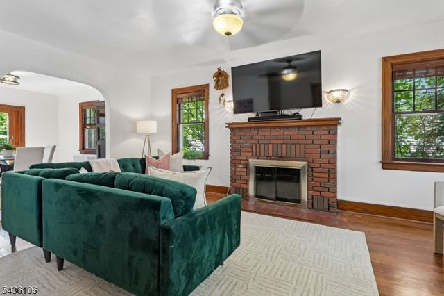 54 Mountain Ave, Bloomfield Twp., NJ 07003
