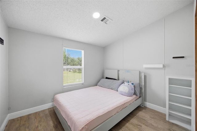11821 GROVEWOOD AVENUE, Thonotosassa, FL 33592