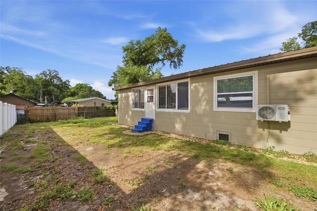 11821 GROVEWOOD AVENUE, Thonotosassa, FL 33592