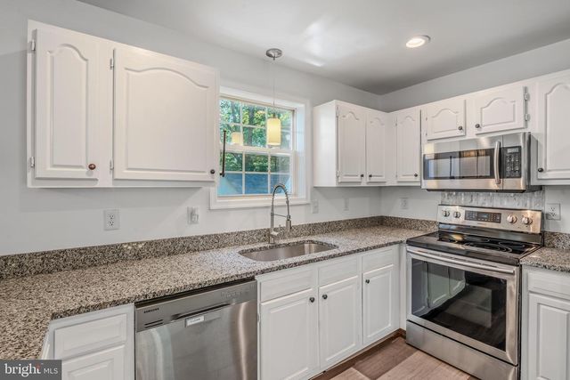 185 TARA DR, Martinsburg, WV 25403