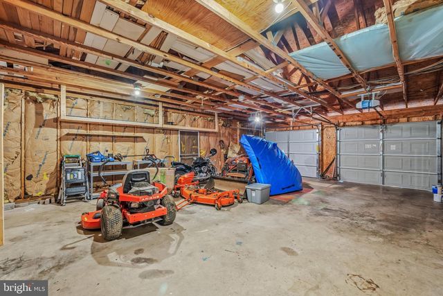 185 TARA DR, Martinsburg, WV 25403