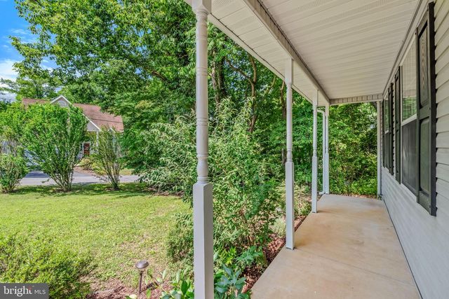 185 TARA DR, Martinsburg, WV 25403