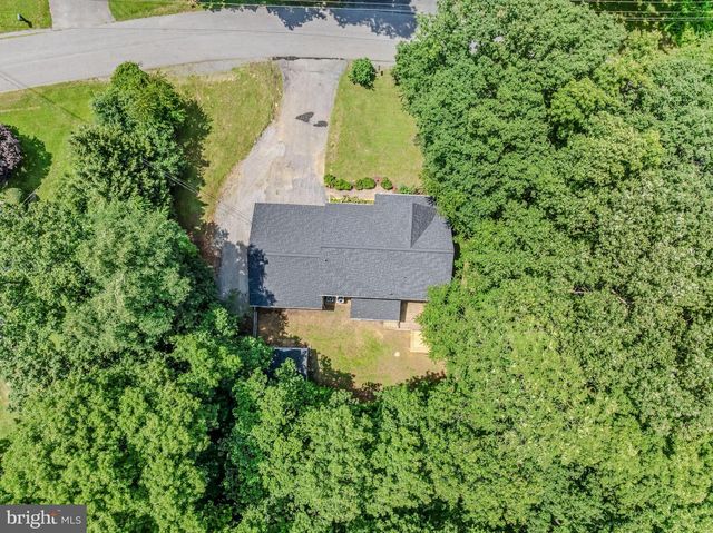 185 TARA DR, Martinsburg, WV 25403