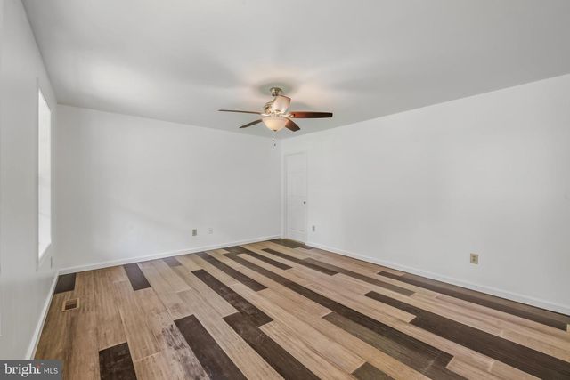 185 TARA DR, Martinsburg, WV 25403