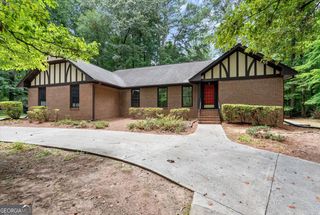 235 Devilla Court, Fayetteville, GA 30214