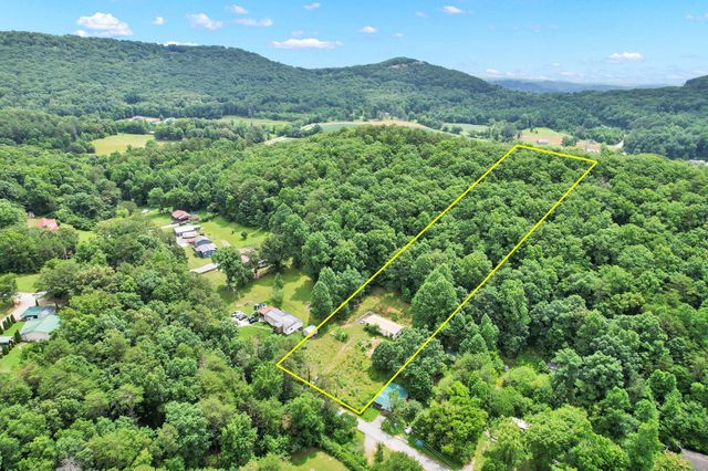 1241 Upper Cove Road, Dayton, TN 37321