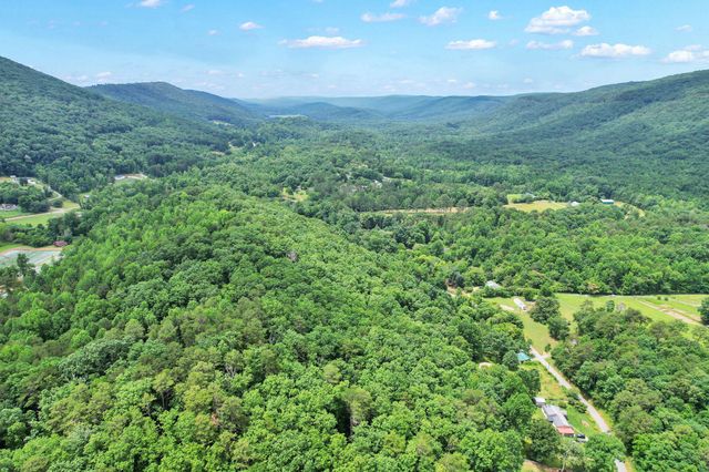 1241 Upper Cove Road, Dayton, TN 37321