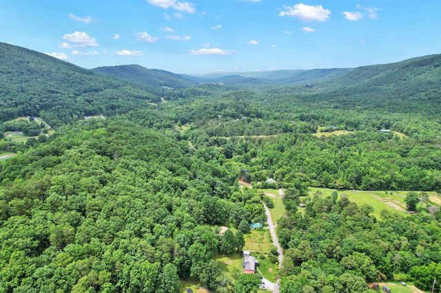 1241 Upper Cove Road, Dayton, TN 37321