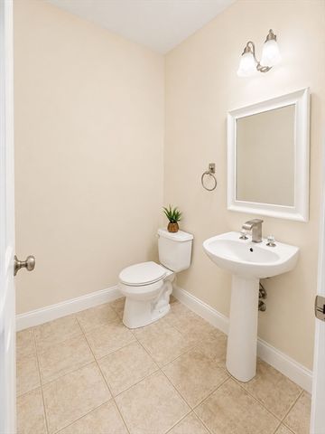 45 Meeting House Rd 45, Norfolk, MA 02056
