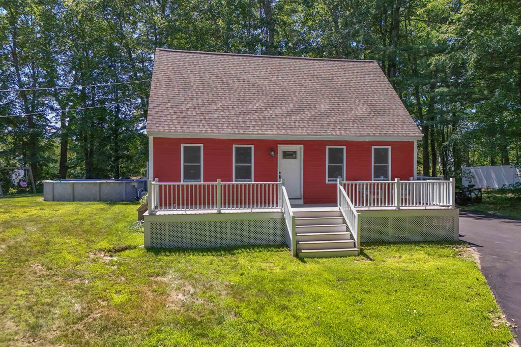 7 Kristin Drive, Derry, NH 03038
