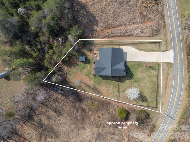457 Edwards Street Extension, Rutherfordton, NC 28139