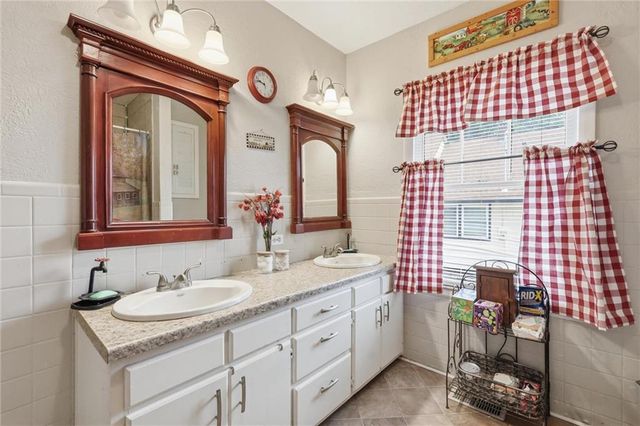 2008 Key Lane, Kansas City, KS 66106