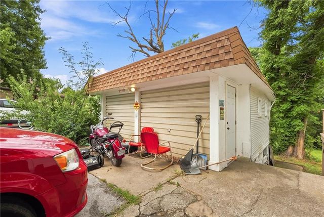 2008 Key Lane, Kansas City, KS 66106