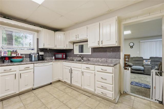 2008 Key Lane, Kansas City, KS 66106
