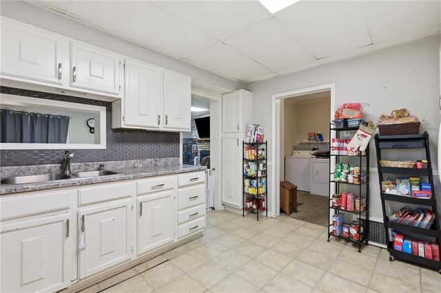 2008 Key Lane, Kansas City, KS 66106