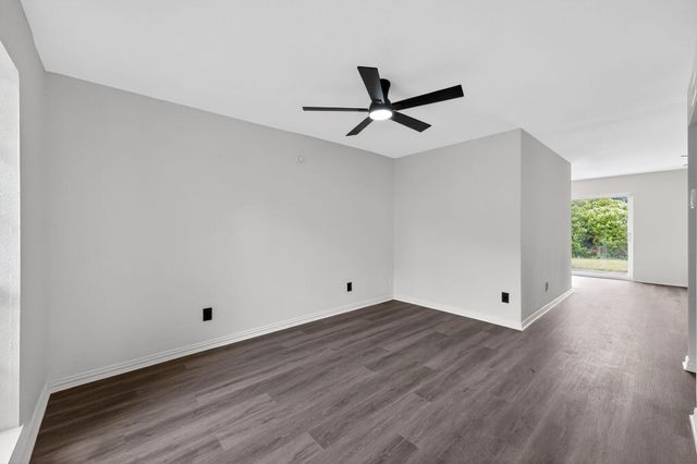 302 Independence Drive, Garland, TX 75043