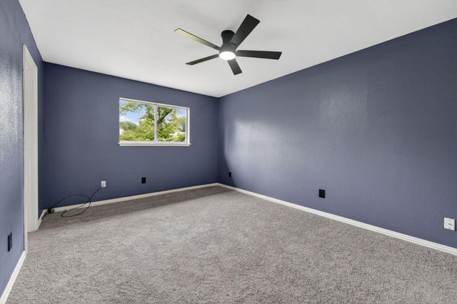 302 Independence Drive, Garland, TX 75043