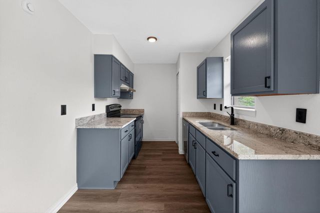 302 Independence Drive, Garland, TX 75043
